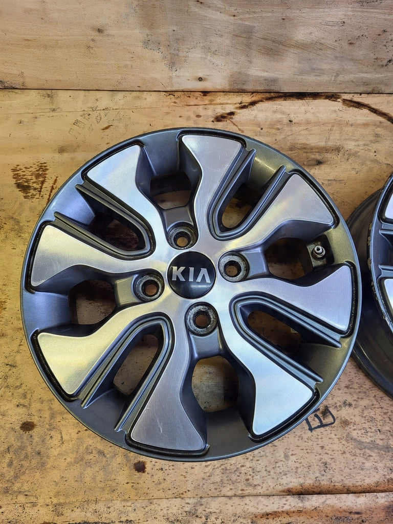 1x Alufelge 14 Zoll 5.0" 4x100 49ET Glanz 52910-1Y700 Kia Rim Wheel