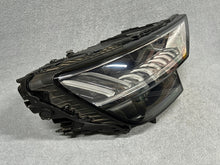 Load image into Gallery viewer, Frontscheinwerfer Audi Q8 4M0941085 LED Rechts Scheinwerfer Headlight SCH6124624639gw