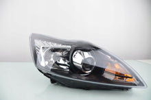 Laden Sie das Bild in den Galerie-Viewer, Frontscheinwerfer Ford Focus 8M51-13D154-CE Xenon Rechts Scheinwerfer Headlight SCH2659129444cy