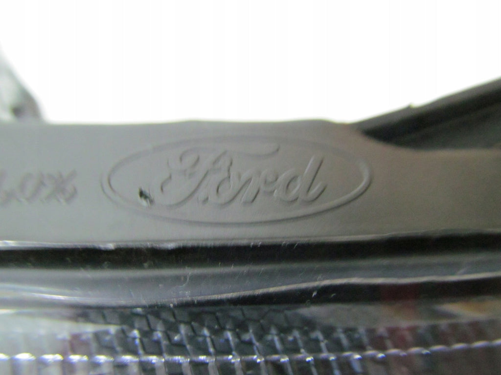 Frontscheinwerfer Ford Focus JX7B-13E015-CE LED Ein Stück (Rechts oder Links) SCH4642071530ql