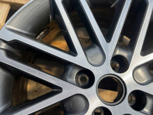 Laden Sie das Bild in den Galerie-Viewer, 1x Alufelge 17 Zoll 4x100 52910-H8300 Kia Rio Rim Wheel FEL9508320820mn
