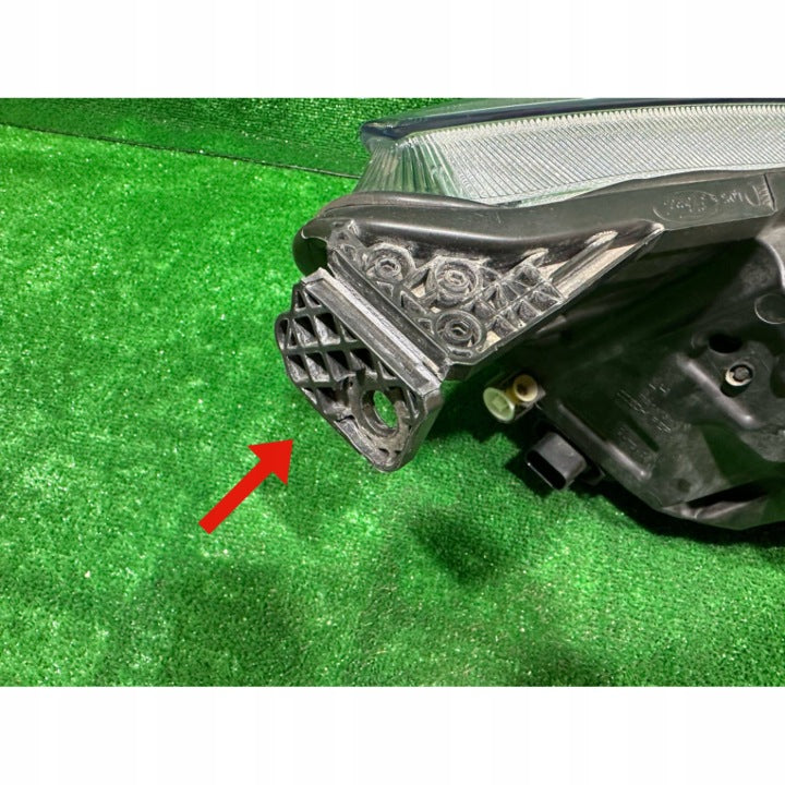 Frontscheinwerfer Ford Focus JX7B-13E015-AE Links Scheinwerfer Headlight SCH1518400038lk