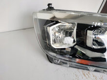 Load image into Gallery viewer, Frontscheinwerfer VW Crafter 7C1941006 1EB012830-02 Rechts Headlight SCH3375251869pu
