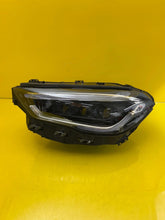 Laden Sie das Bild in den Galerie-Viewer, Frontscheinwerfer Mercedes-Benz W247 A2479064705 LED Links Headlight SCH2009290649bx