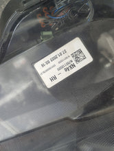 Load image into Gallery viewer, Frontscheinwerfer Hyundai Tucson 92102-N7XXX Full LED Rechts oder Links SCH6584225869fe