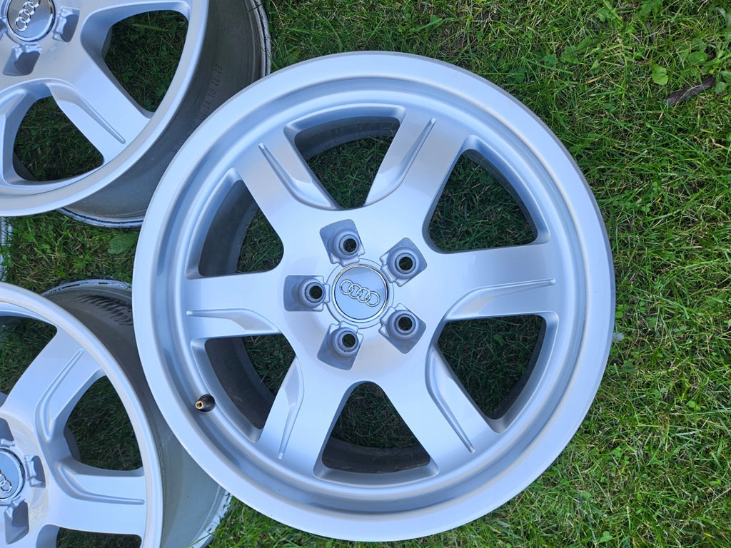 4x Alufelge 17 Zoll 7.5" 5x112 Glanz Silber 8T0601025B Audi Rim Wheel FEL1825223981iq