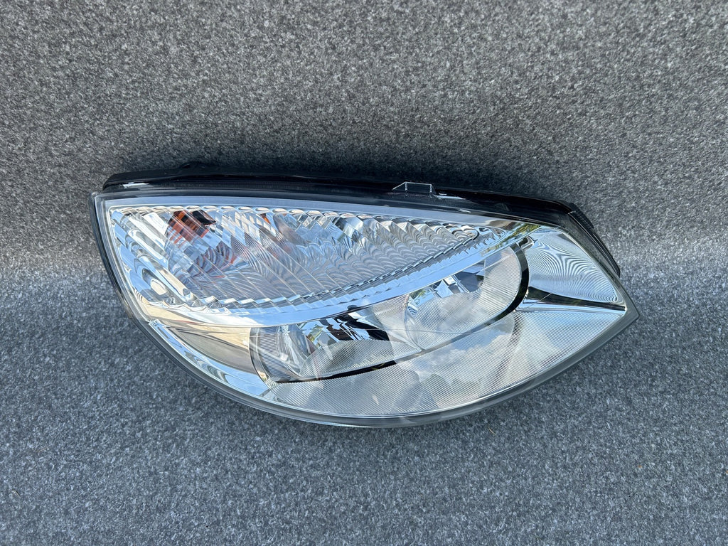 Frontscheinwerfer Renault Scenic 7701064130E Rechts Scheinwerfer Headlight SCH2787643787pb
