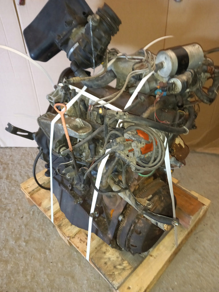 Motor Audi 0438100151 2.3 212TKm Benzin Engine Komplett