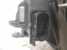 Laden Sie das Bild in den Galerie-Viewer, Frontscheinwerfer VW Sportsvan 517941034B LED Rechts Scheinwerfer Headlight