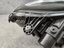 Laden Sie das Bild in den Galerie-Viewer, Frontscheinwerfer Mercedes-Benz W212 A2128201959SCZ A2128201959 Xenon Links SCH7588482205iw