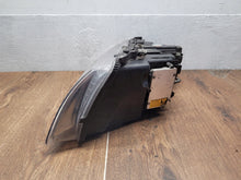 Laden Sie das Bild in den Galerie-Viewer, Frontscheinwerfer Audi A8 Xenon Ein Stück (Rechts oder Links) Headlight