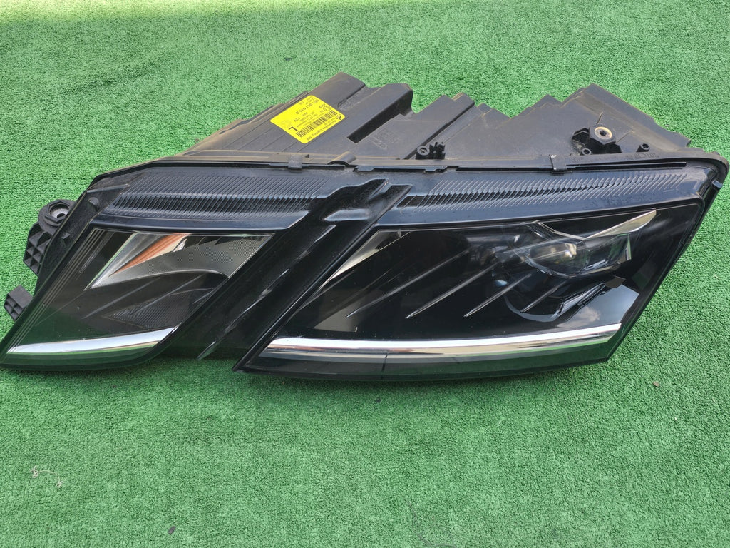 Frontscheinwerfer Skoda Octavia III 5E1941015D Full LED Links Headlight SCH4401150734qz