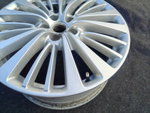 Load image into Gallery viewer, 1x Alufelge 18 Zoll 7.5" 5x108 49ET Glanz Silber YP00064280 Opel Grandland FEL1230863357qx
