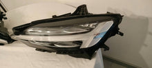 Load image into Gallery viewer, Frontscheinwerfer Volvo S60 V60 II 32314161 Ein Satz Scheinwerfer Headlight SCH2492036833yx