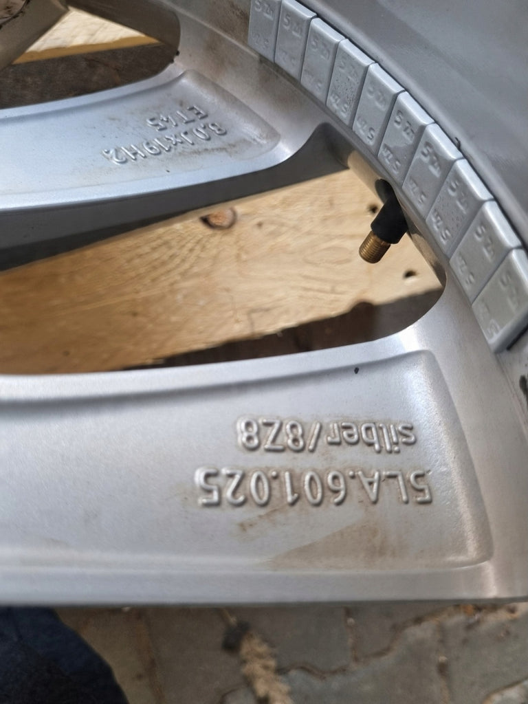 1x Alufelge 19 Zoll 8.0" 5x112 45ET Glanz Silber 5LA601025 Skoda Enyaq Rim Wheel