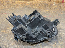 Laden Sie das Bild in den Galerie-Viewer, Frontscheinwerfer Opel E Combo 9816825580 Links Scheinwerfer Headlight SCH7074559335sy