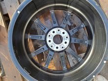Laden Sie das Bild in den Galerie-Viewer, 1x Alufelge 18 Zoll 6.5" 5x112 A2474012800 Mercedes-Benz Glb Gla Rim Wheel FEL8339541646tf