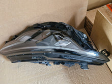Laden Sie das Bild in den Galerie-Viewer, Frontscheinwerfer VW Golf VIII 5H194106089 LED Rechts Scheinwerfer Headlight SCH4203868349hb