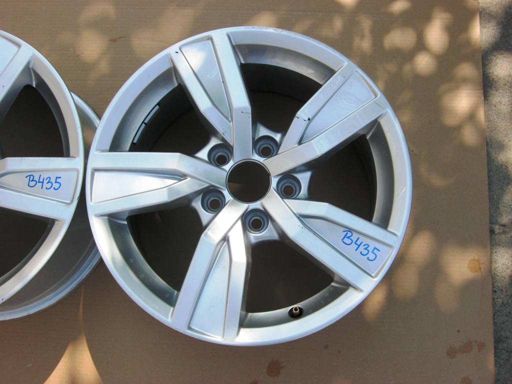 1x Alufelge 16 Zoll 7.0" 5x112 35ET 8W0601025A Audi A4 Rim Wheel