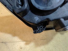 Load image into Gallery viewer, Frontscheinwerfer Ford Focus BM51-13D155-AJ Xenon Links Scheinwerfer Headlight SCH7912384502ci