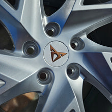 Laden Sie das Bild in den Galerie-Viewer, 4x Alufelge 18 Zoll 8.0" 5x112 40ET Glanz Silber 5FF601025C Cupra Formentor Leon FEL4364982218yr