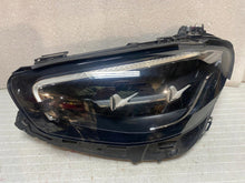 Laden Sie das Bild in den Galerie-Viewer, Frontscheinwerfer Mercedes-Benz W213 A2139067509 LED FALSE Headlight SCH9100813695bo