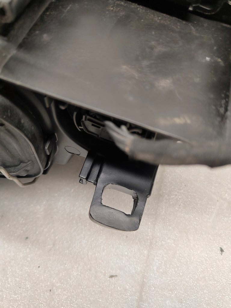 Frontscheinwerfer Volvo Xc60 30763135 Xenon Ein Stück (Rechts oder Links) SCH4563735178nv