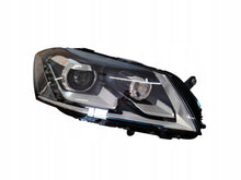 Laden Sie das Bild in den Galerie-Viewer, Frontscheinwerfer VW I Van Passat B7 2248086 58879623AB Xenon Rechts Headlight SCH8882601668gd