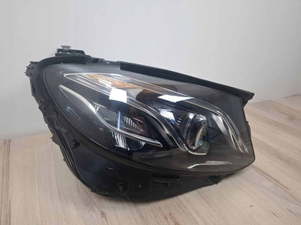 Frontscheinwerfer Mercedes-Benz W213 A2139067606 LED Rechts Headlight SCH7081635899si