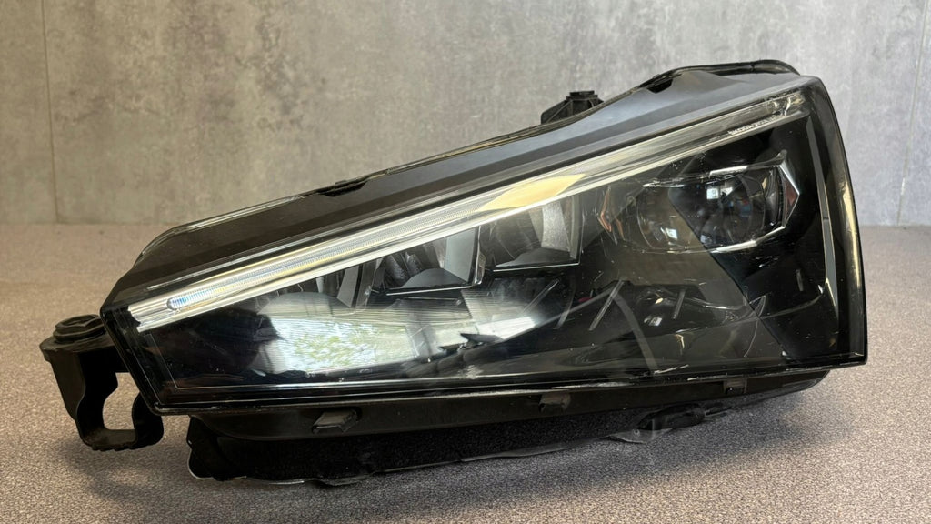 Frontscheinwerfer Skoda Scala 90176078 LED Links Scheinwerfer Headlight SCH7090871832an