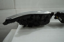 Laden Sie das Bild in den Galerie-Viewer, Frontscheinwerfer Ford S-Max 90074996 Ein Satz Scheinwerfer Headlight