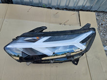 Load image into Gallery viewer, Frontscheinwerfer Dacia Sandero III Logan Jogger 260602561 LED Rechts oder Links