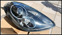 Laden Sie das Bild in den Galerie-Viewer, Frontscheinwerfer Porsche Boxster Cayman 981 98163123206 Xenon Rechts Headlight SCH1202121120fp