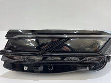 Load image into Gallery viewer, Frontscheinwerfer VW Touareg 761941081A Links Scheinwerfer Headlight