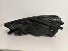 Load image into Gallery viewer, Frontscheinwerfer Audi A4 B9 Avant 8W0941036E 030111723600 LED Rechts Headlight
