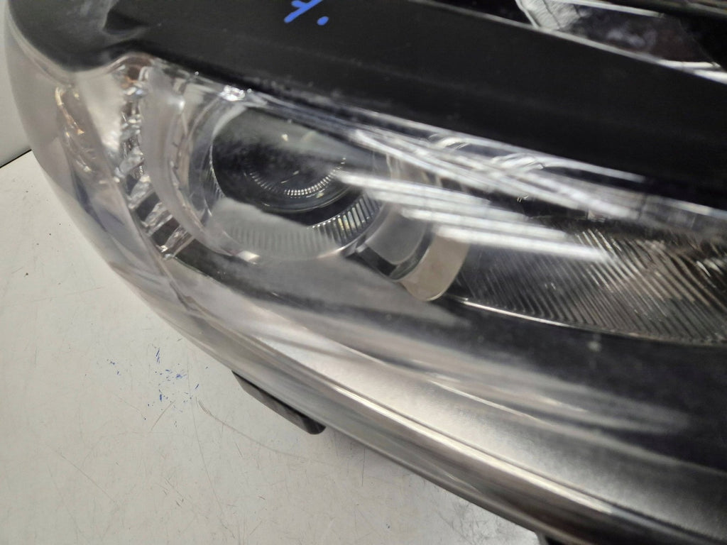 Frontscheinwerfer Ford Mondeo DS7313W029 Rechts Scheinwerfer Headlight SCH6825022266rq