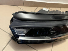 Laden Sie das Bild in den Galerie-Viewer, Frontscheinwerfer Skoda Octavia IV 5E4941015 Full LED Links Headlight SCH9883945272as