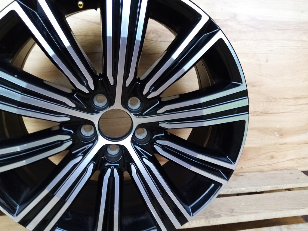 1x Alufelge 18 Zoll 8.0" 5x108 42ET 31471312 Volvo Rim Wheel