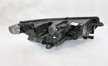 Load image into Gallery viewer, Frontscheinwerfer Skoda Octavia IV 5E4941015B Ein Stück (Rechts oder Links) SCH6897844217hl