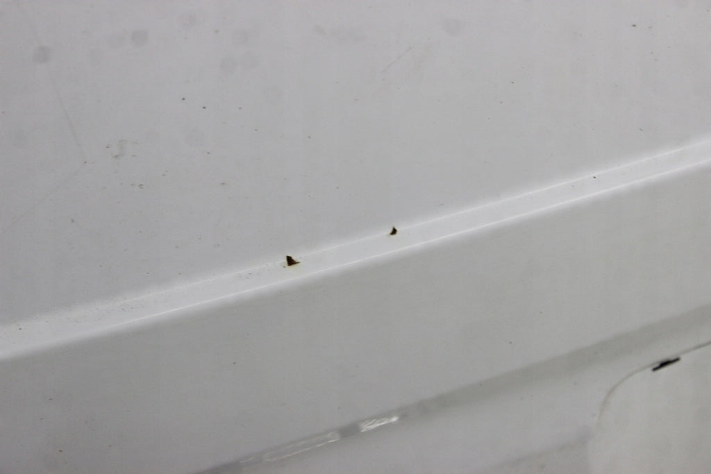 Heckklappe Mercedes-Benz Vito W639 -9147 Rückseite Weiß kofferraumklappe