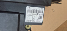 Laden Sie das Bild in den Galerie-Viewer, Frontscheinwerfer Skoda Octavia IV 5E4941036 Rechts Scheinwerfer Headlight SCH1807547142kg
