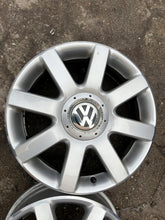Laden Sie das Bild in den Galerie-Viewer, 1x Alufelge 17 Zoll 6.0" 5x112 48 5ET 1K0601025N Rim Wheel FEL3671862429jb