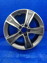 Laden Sie das Bild in den Galerie-Viewer, 1x Alufelge 17 Zoll 7.0&quot; 5x112 A2054010800 Mercedes-Benz W205 Rim Wheel