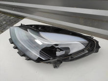 Laden Sie das Bild in den Galerie-Viewer, Frontscheinwerfer Tesla Model 3 P1532925-02-C LED Links Scheinwerfer Headlight