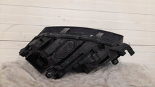 Laden Sie das Bild in den Galerie-Viewer, Frontscheinwerfer Skoda Octavia IV Rechts Scheinwerfer Headlight SCH6591623393pq
