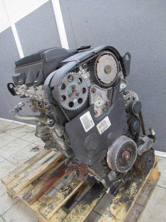 Motor Volvo V70 I S60 B5244S5 2.4 175TKm 2008 Benzin Engine Komplett MOT3623009427cs