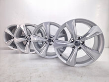 Laden Sie das Bild in den Galerie-Viewer, 4x Alufelge 19 Zoll 7.0" 5x112 34ET 80A601025K Audi Rim Wheel FEL3271289434gh