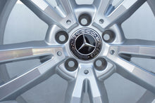 Laden Sie das Bild in den Galerie-Viewer, 4x Alufelge 18 Zoll 8.0" 5x112 45ET Glanz Silber A2074011102 Mercedes-Benz FEL5671104675va