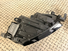 Load image into Gallery viewer, Frontscheinwerfer Skoda Octavia I 5E4941015B LED Links Scheinwerfer Headlight SCH3136743918bi