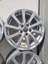 Laden Sie das Bild in den Galerie-Viewer, 4x Alufelge 17 Zoll 7.5" 5x112 51ET Silber 8V0601025DM Audi A3 Rim Wheel FEL3482554278ym